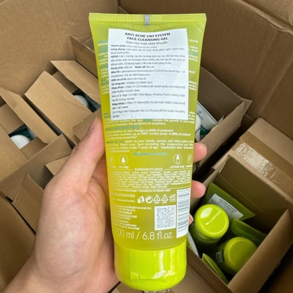 Floslek Pharma Gel Rửa Mặt Ngừa Mụn Antibacterial Face Cleansing Gel 200ml - Hình ảnh 3