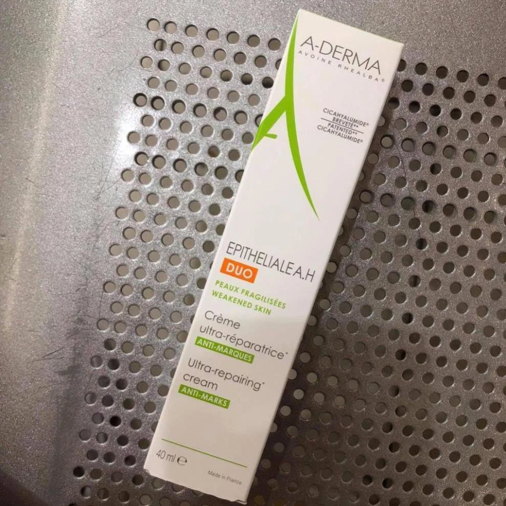 A-Derma Kem Phục Hồi Và Tái Tạo Da Sau Laser Epitheliale A.H Duo Ultra Repairing 40ml tặng khăn giấy - Hình ảnh 4