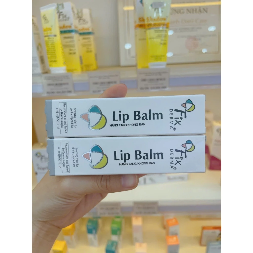 (Hàng tặng không bán) Fixderma Son Dưỡng Môi Mềm Mượt Chống Khô Và Nứt Nẻ Môi LIP BALM 15ml