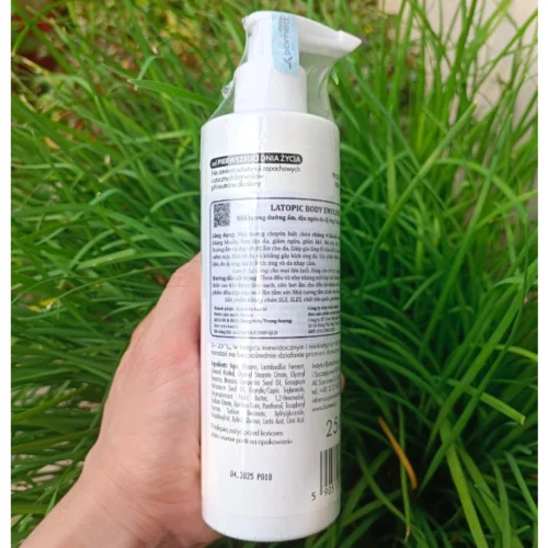 Nhũ tương dưỡng ẩm giúp làm dịu ngứa cho da khô nhạy cảm toàn thân Latopic Body Emulsion 250ml + BTT Dr.sera